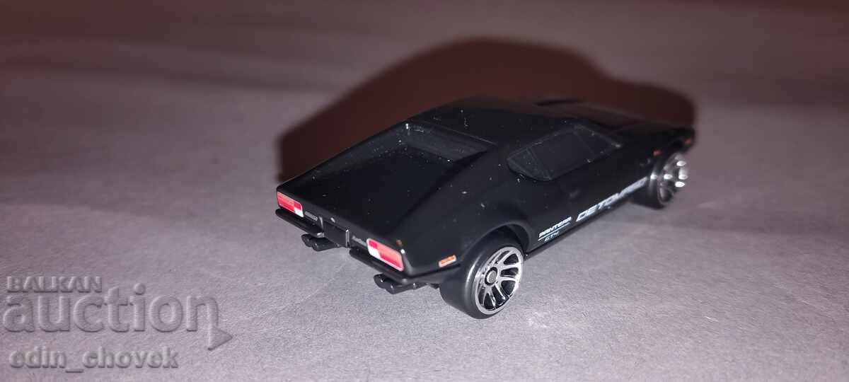 HotWheels De Tomaso Pantera cu preț € 3.98 | 7.78 BGN