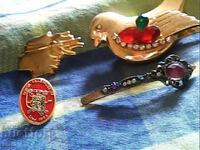 Old brooches 2pcs with gilding
