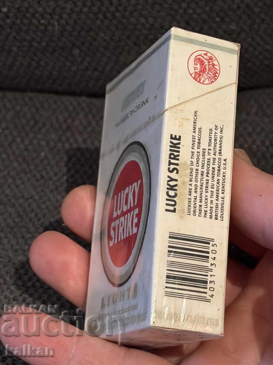 Auction  Vintage LUCKY STRIKE Lights cigarettes new, sealed
