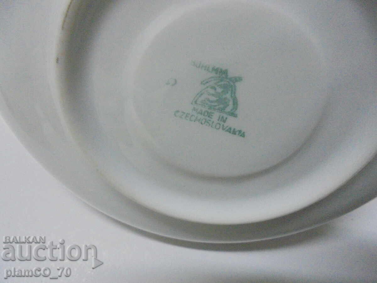 Livrarea Nr. 8593 Set vintage din porțelan BOHEMIA – ceașcă cu farfurioară (trandafiri) Livrarea Nr. 8593 Set vintage din porțelan BOHEMIA – ceașcă cu farfurioară (trandafiri)