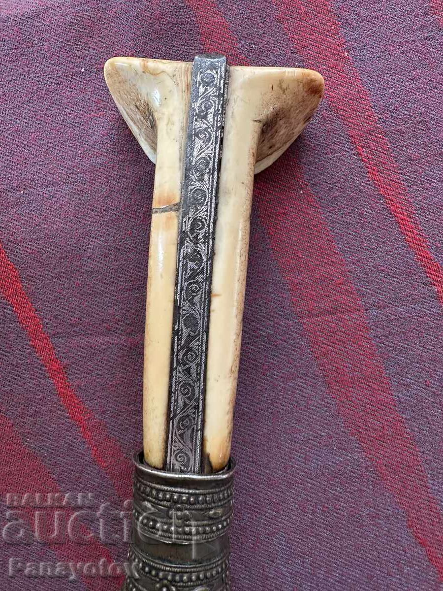 IATAGAN OTOMAN ARGINT FILDEȘ SABIE CUȚIT PUMNAL ȘAȘCĂ - 6 IATAGAN OTOMAN ARGINT FILDEȘ SABIE CUȚIT PUMNAL ȘAȘCĂ - 6