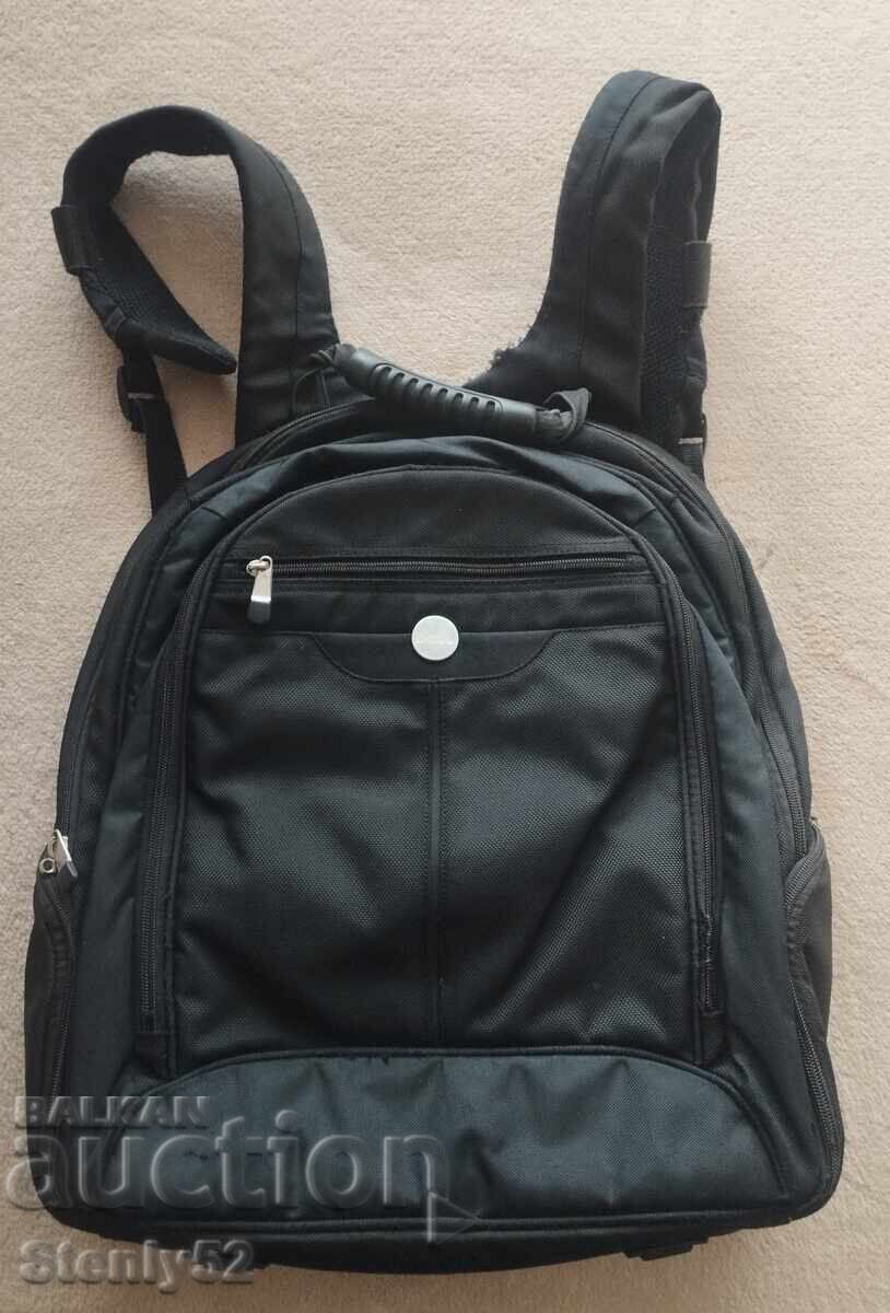 Rucsac pentru laptop DELL cu multe compartimente Rucsac pentru laptop DELL cu multe compartimente