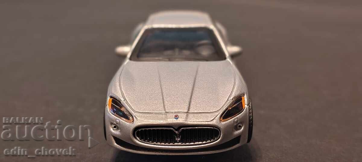 Licitație Maserati GranTurismo Bburago 1/43