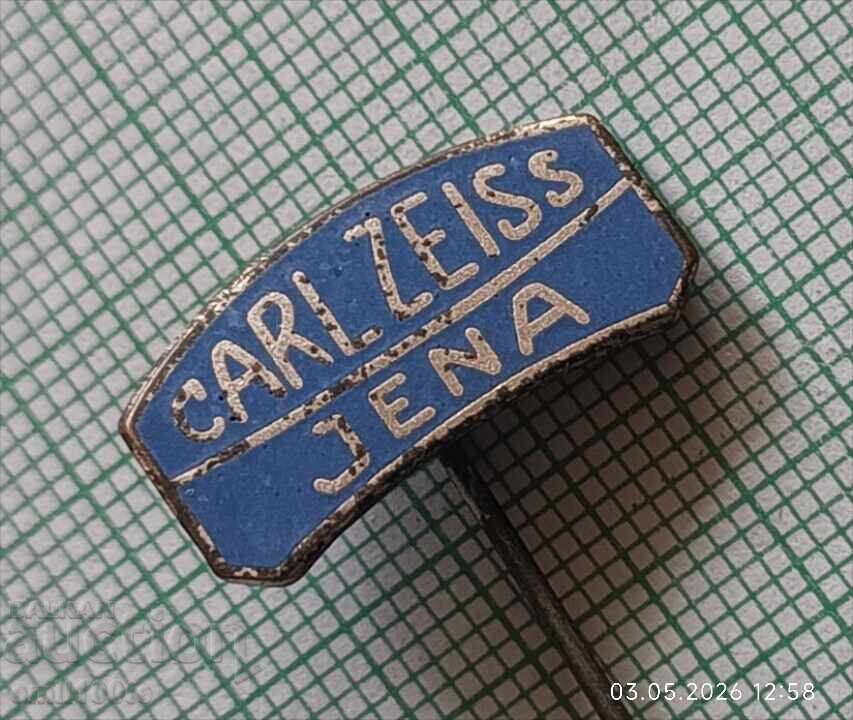 Insignă - CARL ZEISS JENA cu preț € 3.00 | 5.87 BGN