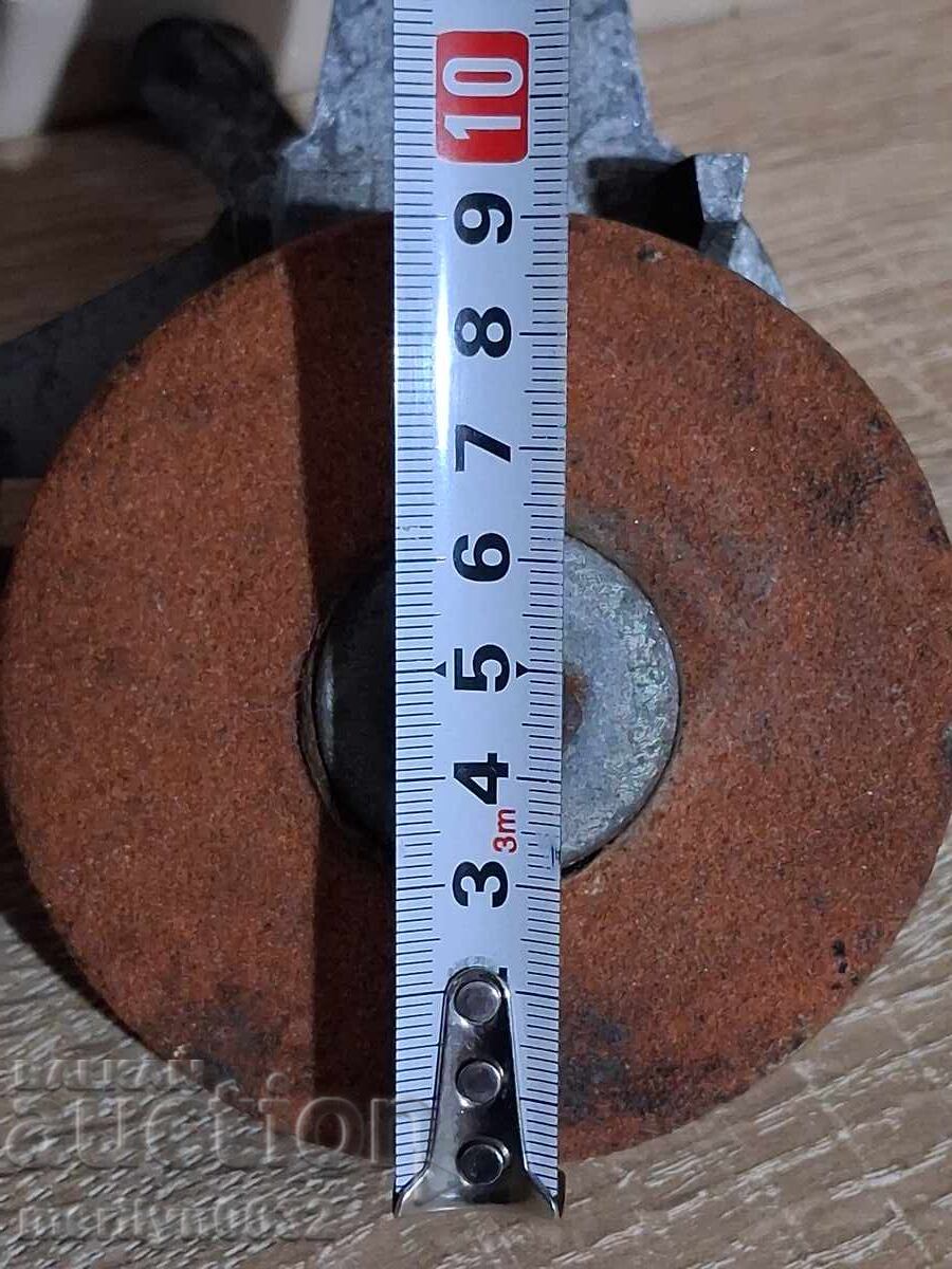 Παλιό χειροκίνητο σμυριδοτροχείο με σφιγκτήρα, μηχανισμός ακονίσματος ΕΣΣΔ - 5