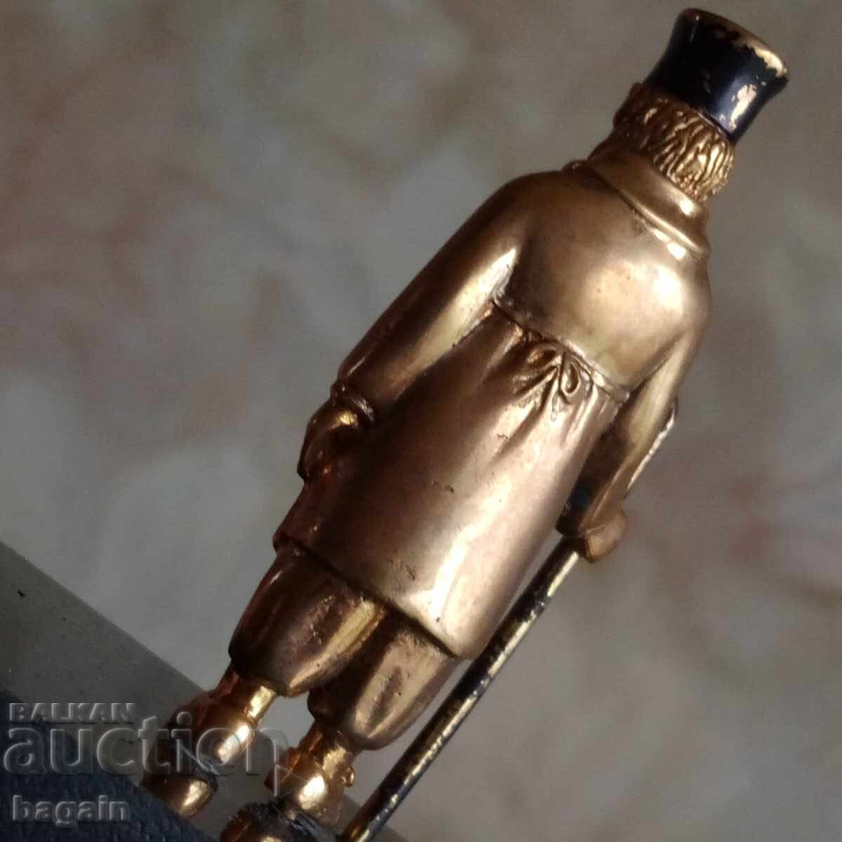 Statuetă din bronz aurit. Georgia. URSS cu preț € 70.00 | 136.91 BGN