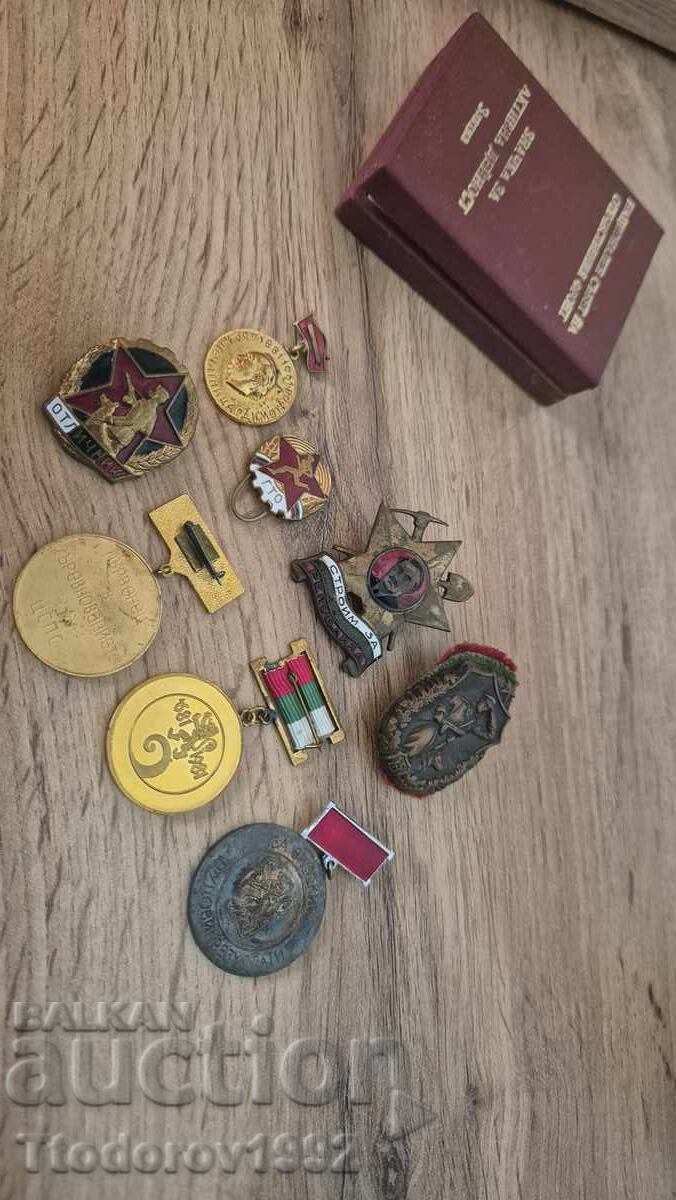 Delivery of Medals and badges
