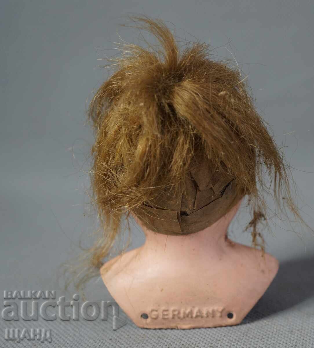 MINERVA Veche Jucărie Germană Păpușă Cap cu preț € 5.29 | 10.35 BGN