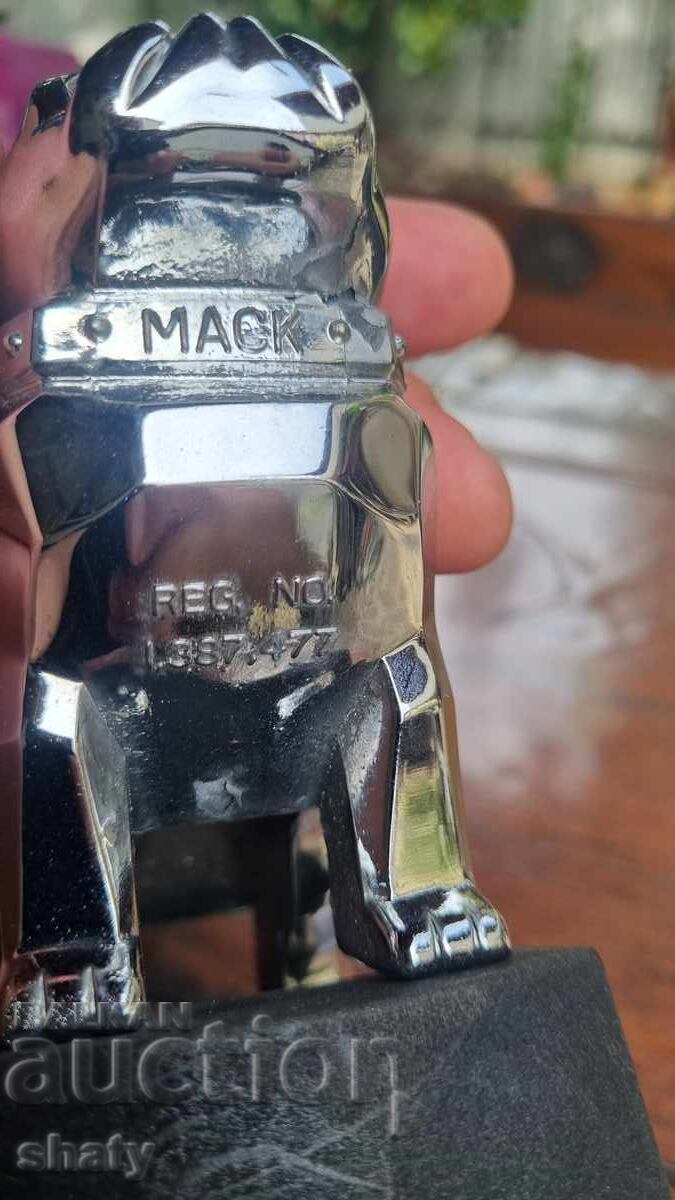 Emblemă originală pentru camion MACK - 5