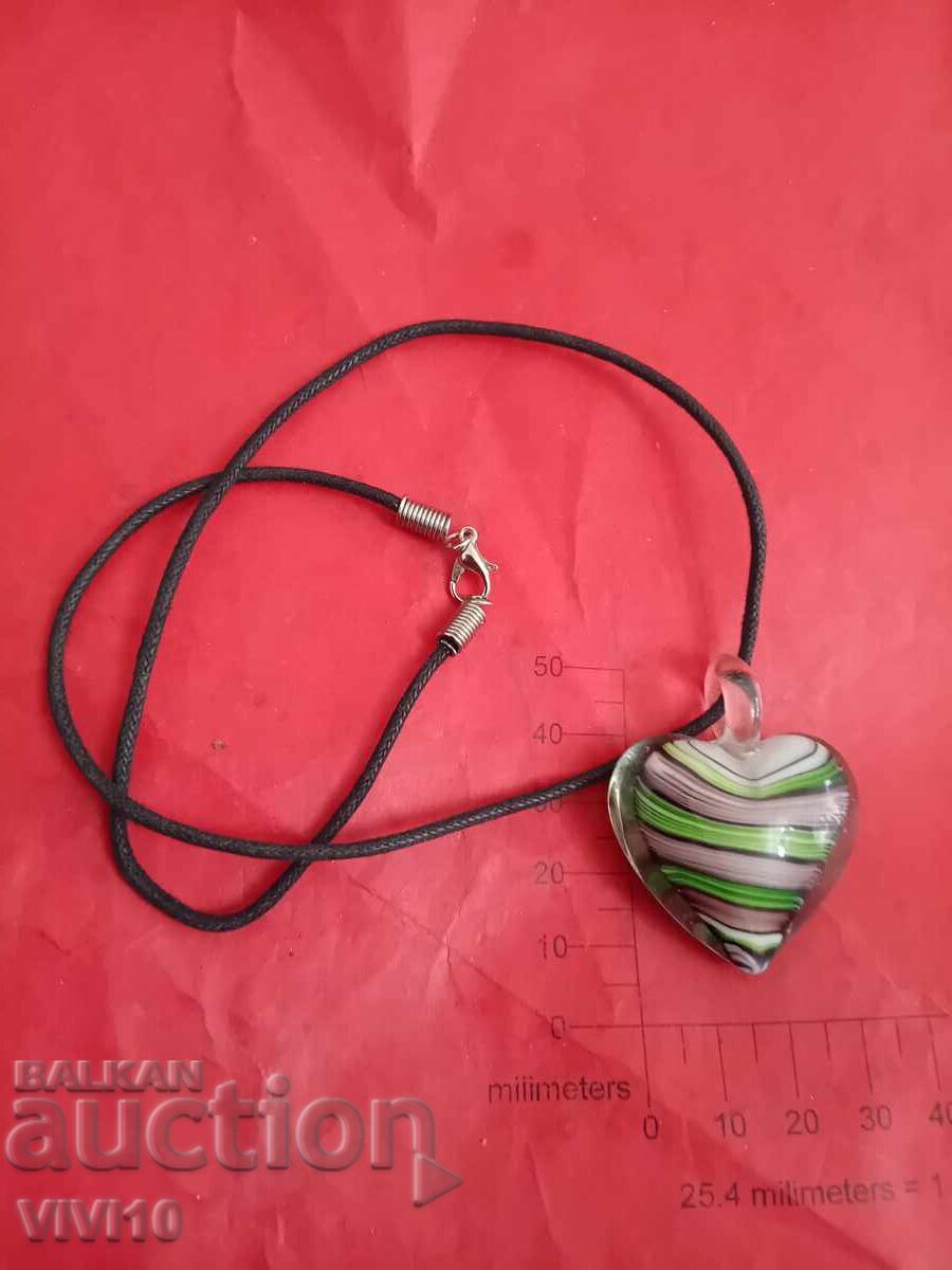 Colier vechi, MURANO cu preț € 15.00 | 29.34 BGN Colier vechi, MURANO cu preț € 15.00 | 29.34 BGN