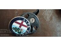 KEYHOLE EMBLEM FOR "ALFA ROMEO"