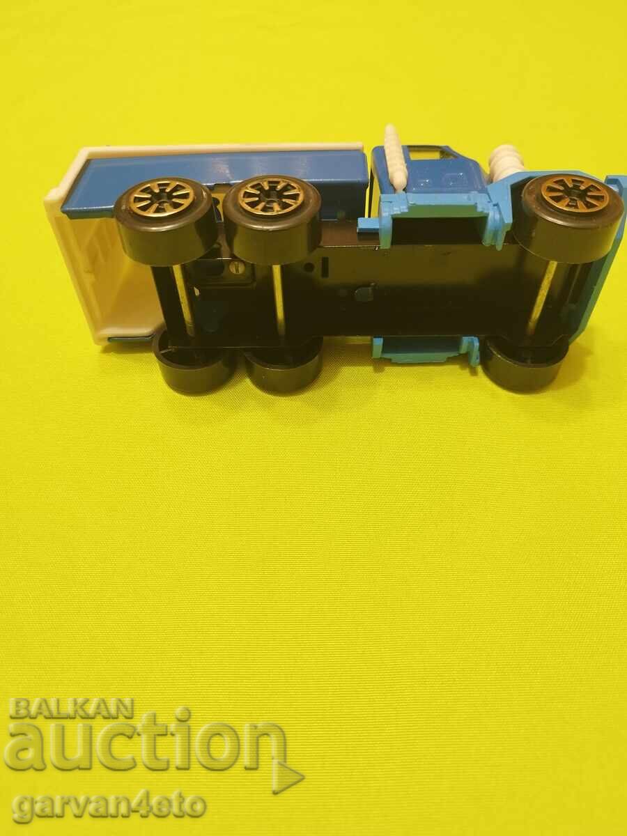 Φορτηγάκι της μάρκας Micro - 5