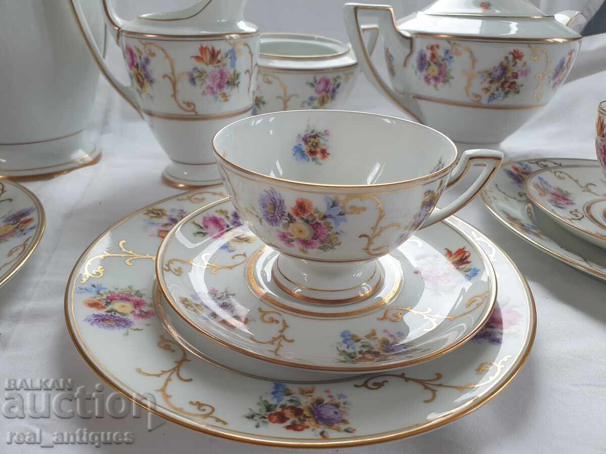 Auction  Rosenthal porcelain dinner set