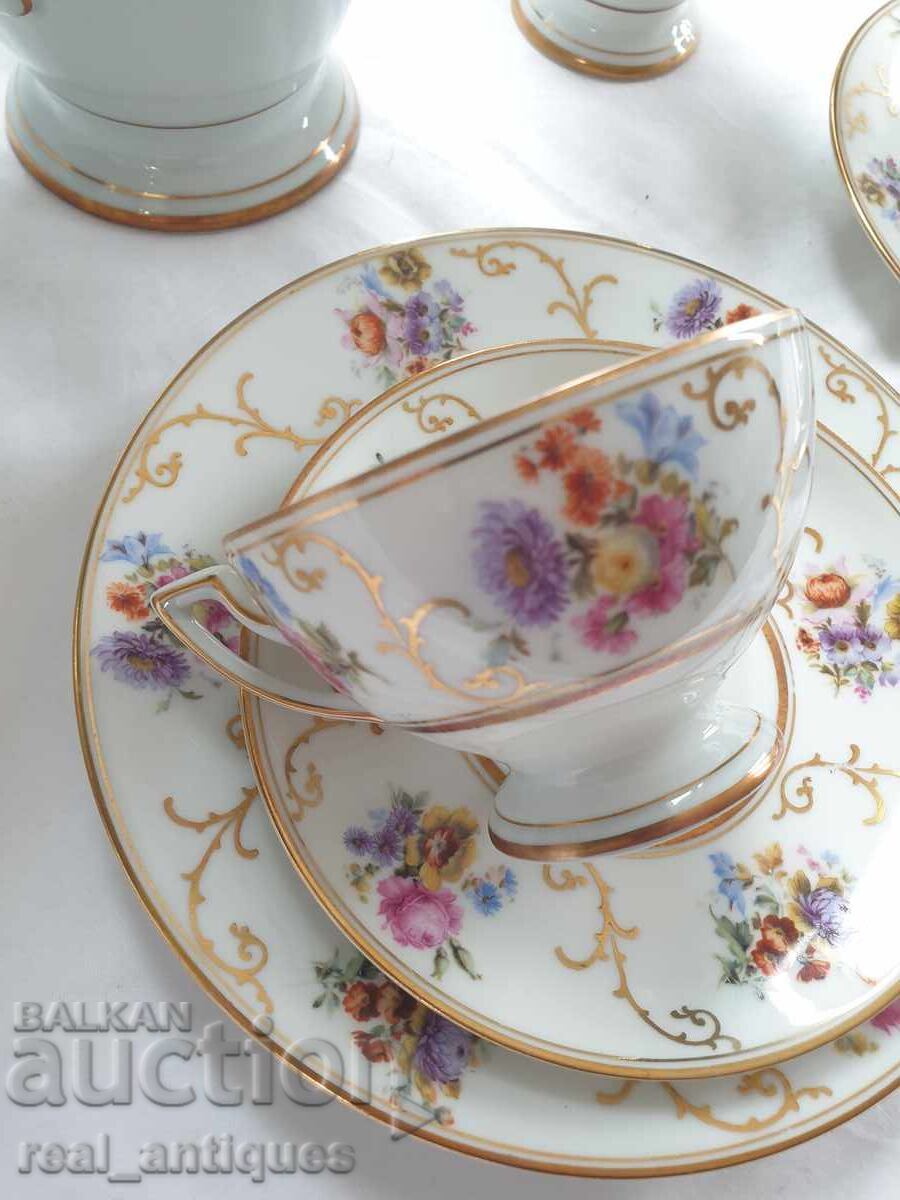 Delivery of Rosenthal porcelain dinner set