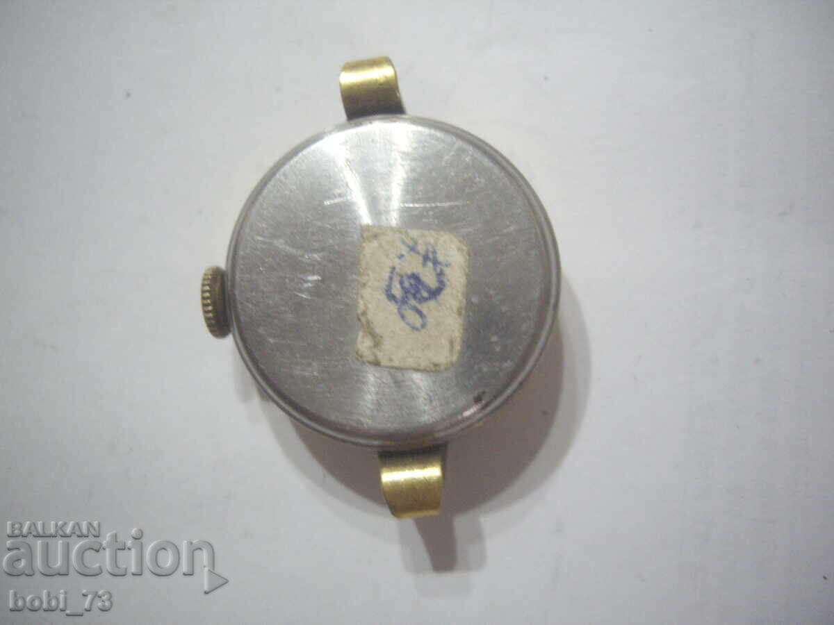 Ceas de dama placat cu aur. cu preț € 18.00 | 35.21 BGN