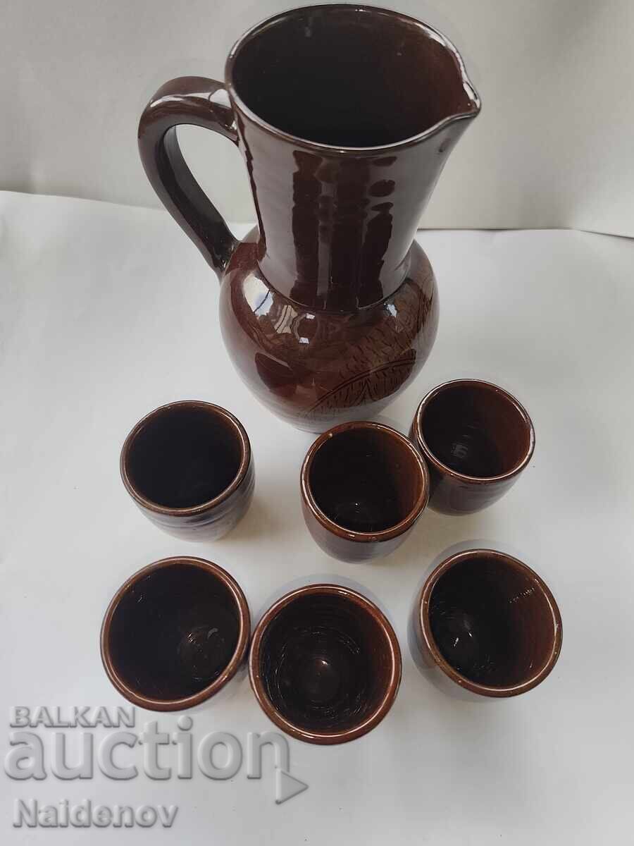 Κεραμικά σοσιαλιστικής περιόδου, κανάτα και 6 φλιτζάνια με τιμή € 15.00 | 29.34 BGN