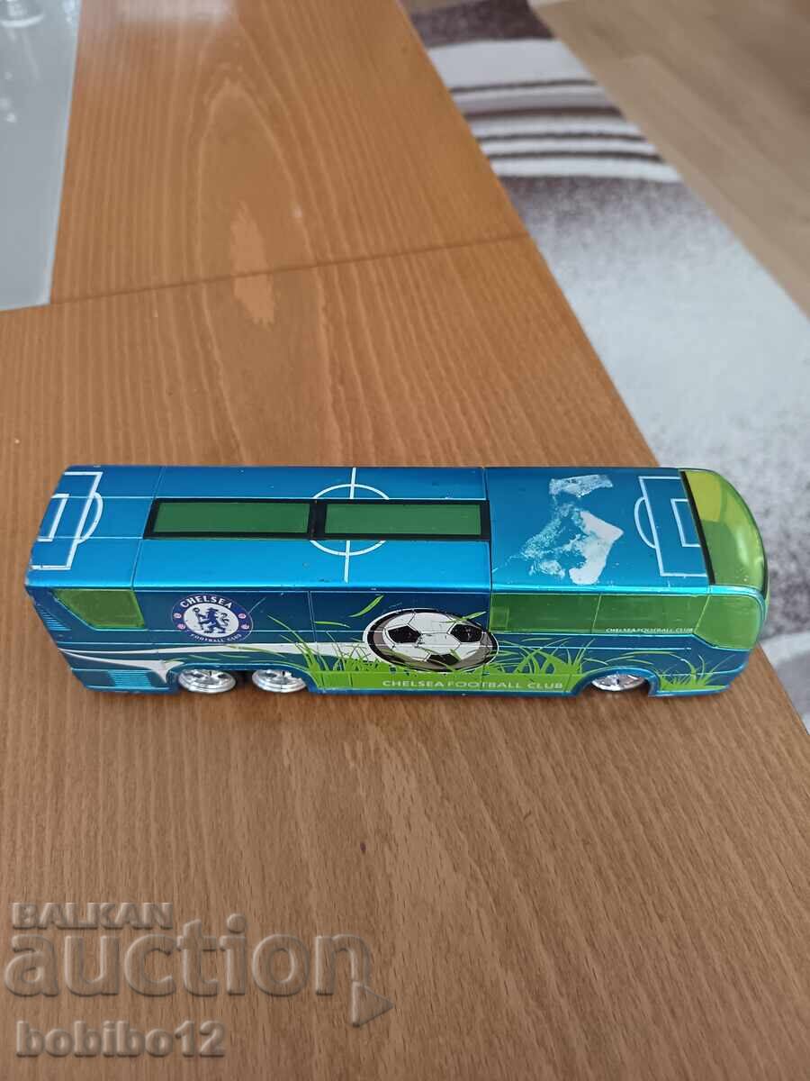 Auction  CHELSEA FOOTBALL CLUB MAISTO 19cm model