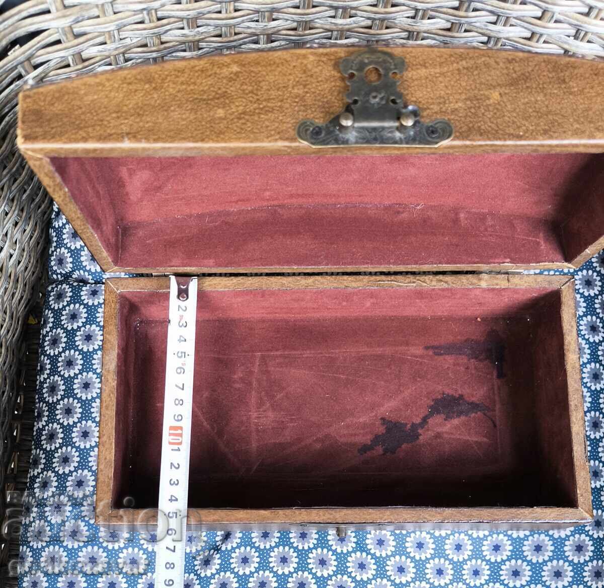 Delivery of Vintage wooden leather old chest, jewelry etc