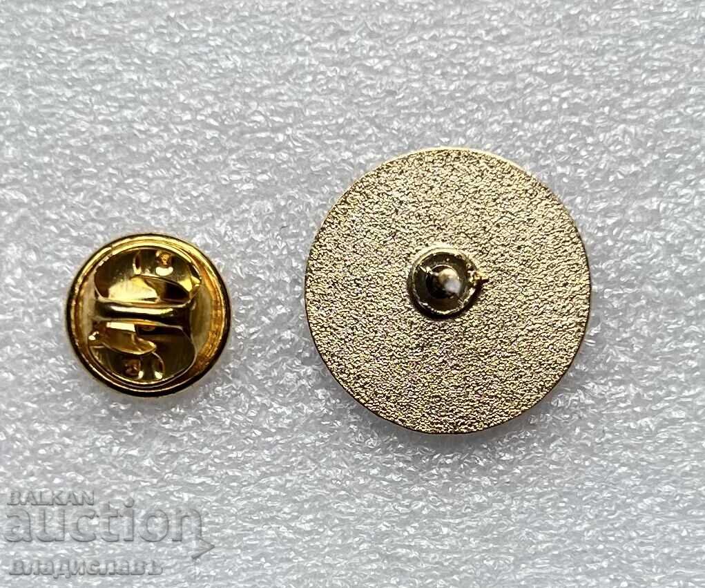 Insignă fotbal Italia Clubul de Fotbal ROMA ROMA cu preț € 25.00 | 48.90 BGN