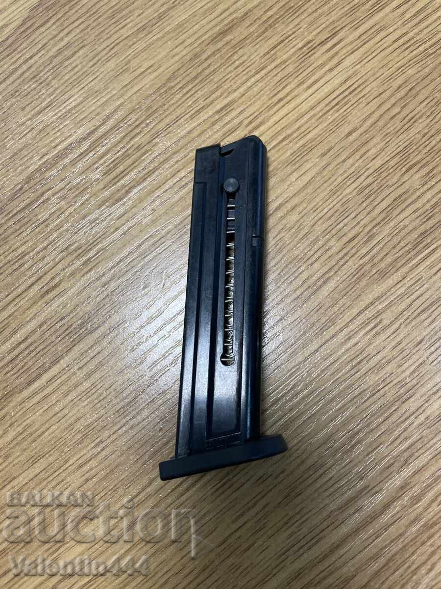Încărcător pentru pistol Sig Sauer Mosquito cal. 22 LR cu preț € 52.00 | 101.70 BGN