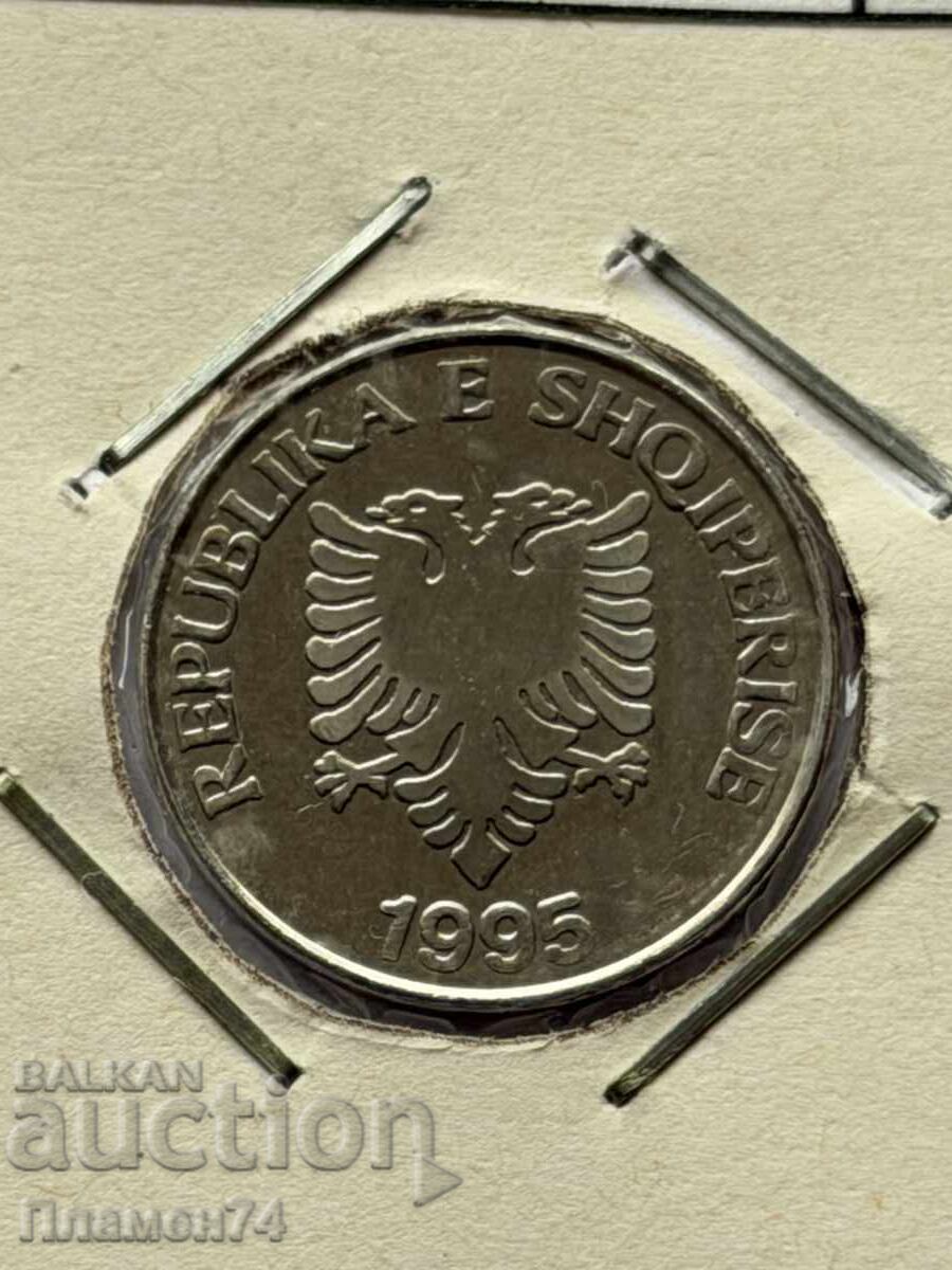 5 lekë 1995 Albania cu preț € 1.00 | 1.96 BGN 5 lekë 1995 Albania cu preț € 1.00 | 1.96 BGN