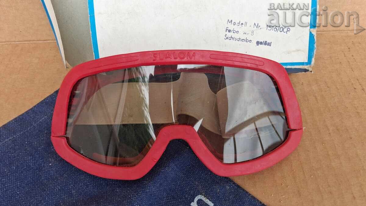 CARL  ZEISS  JENA скиорски очила 70те VEB DDR
