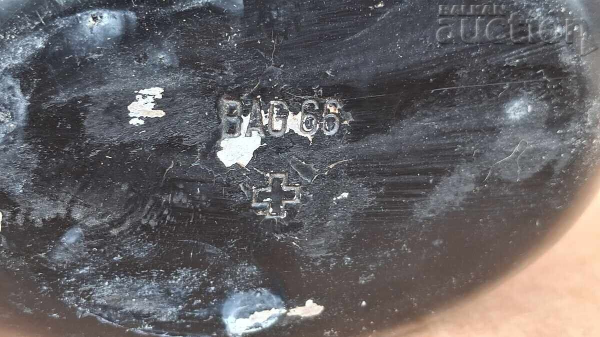 παλαιό στρατιωτικό παγούρι για ελβετικό κονιάκ - 5 παλαιό στρατιωτικό παγούρι για ελβετικό κονιάκ - 5