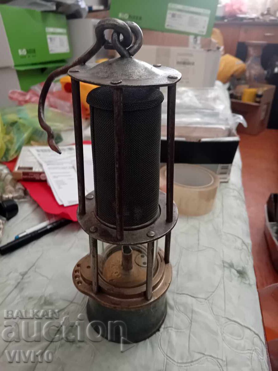 Δημοπρασία Παλιά μεταλλευτική λάμπα Δημοπρασία Παλιά μεταλλευτική λάμπα