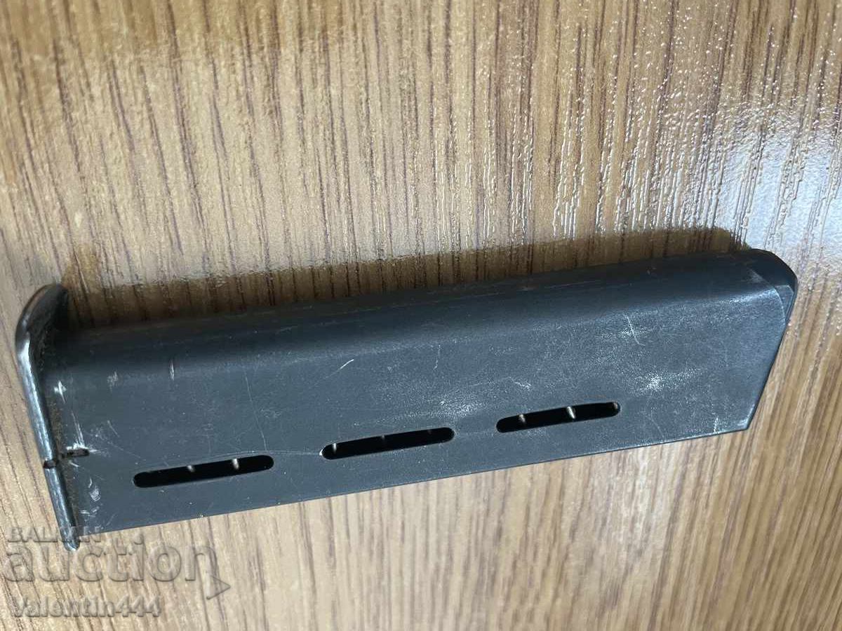 Livrarea Încărcător pentru pistol "CZ - 27", cal. 7,65mm Livrarea Încărcător pentru pistol "CZ - 27", cal. 7,65mm
