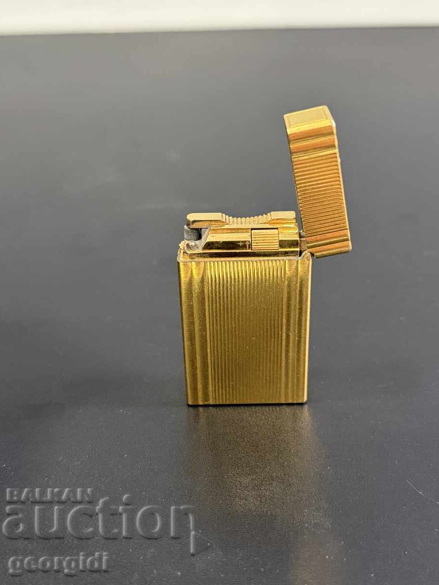 Livrarea Brichetă de lux placată cu aur S.T. Dupont nr. 8159