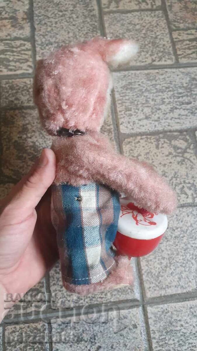 Delivery of Vintage toy drummer rabbit