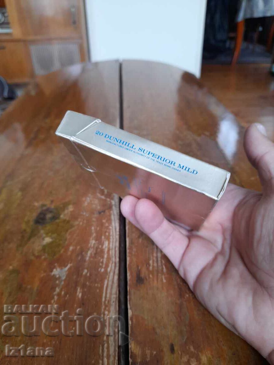 Auction  Dunhill cigarette box
