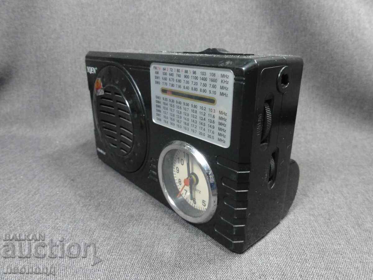 BZC STAR RETRO RADIO CU CEAS CU TRANZISTORI YQEN cu preț € 2.00 | 3.91 BGN
