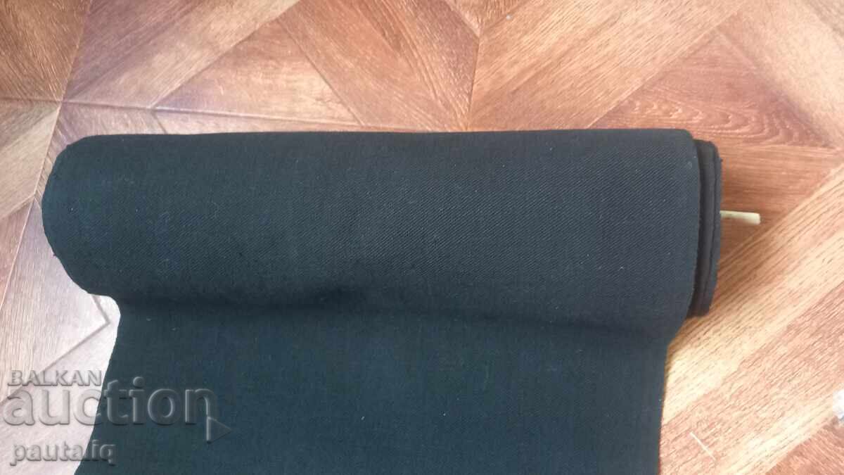 Livrarea PÂNZĂ AUTENTICĂ DIN BUMBAC PENTRU COSTUM POPULAR NEAGRĂ