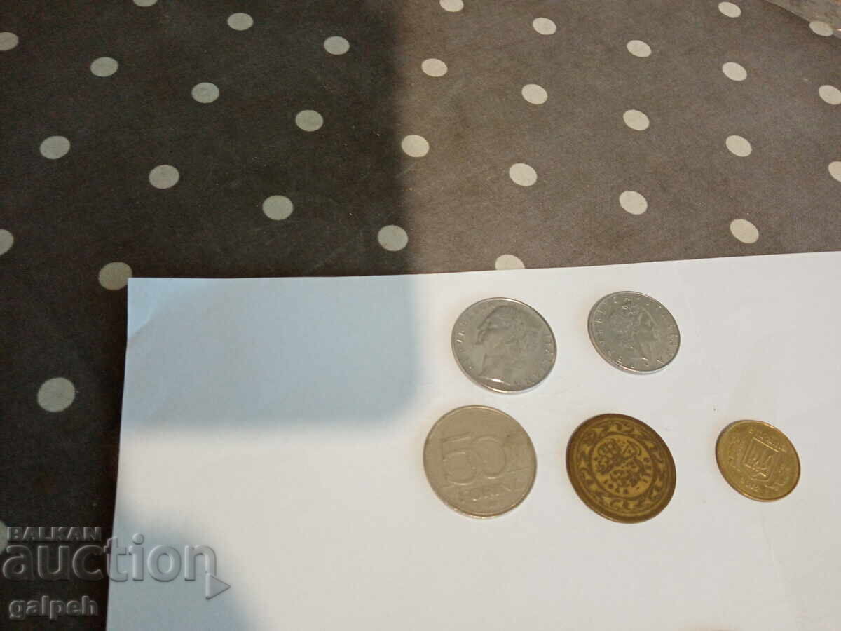 MONEDE - 5 buc. - 1 Euro cu preț € 1.00 | 1.96 BGN MONEDE - 5 buc. - 1 Euro cu preț € 1.00 | 1.96 BGN
