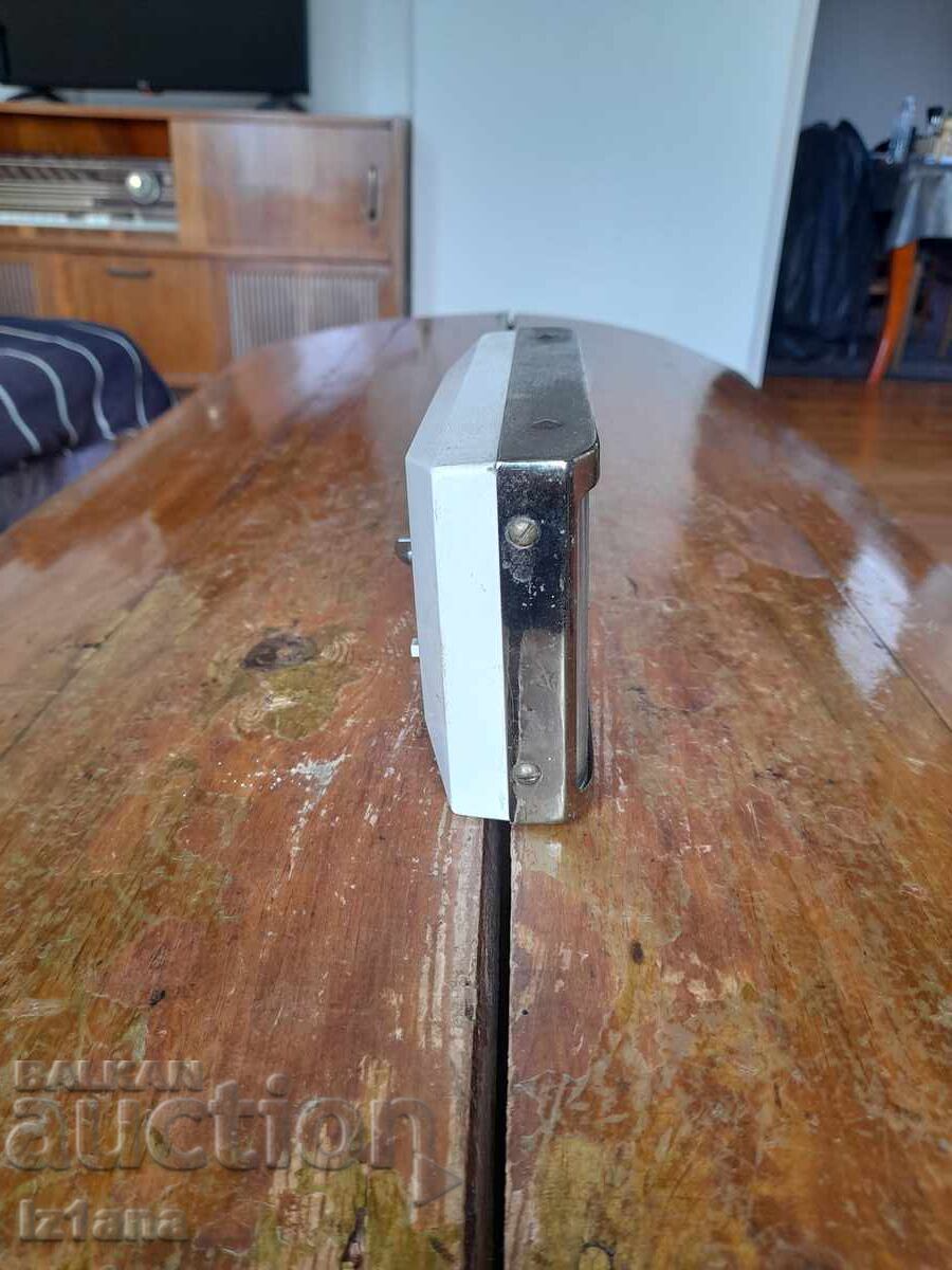 Vintage Chunlei table clock with price € 21.00 | 41.07 BGN