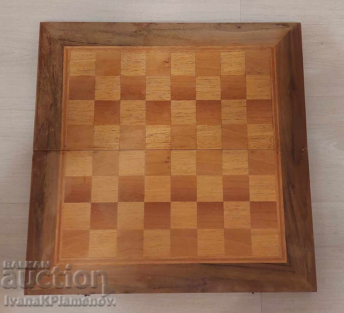 Tablă de joc retro mare 48 cm pentru cunoscători
