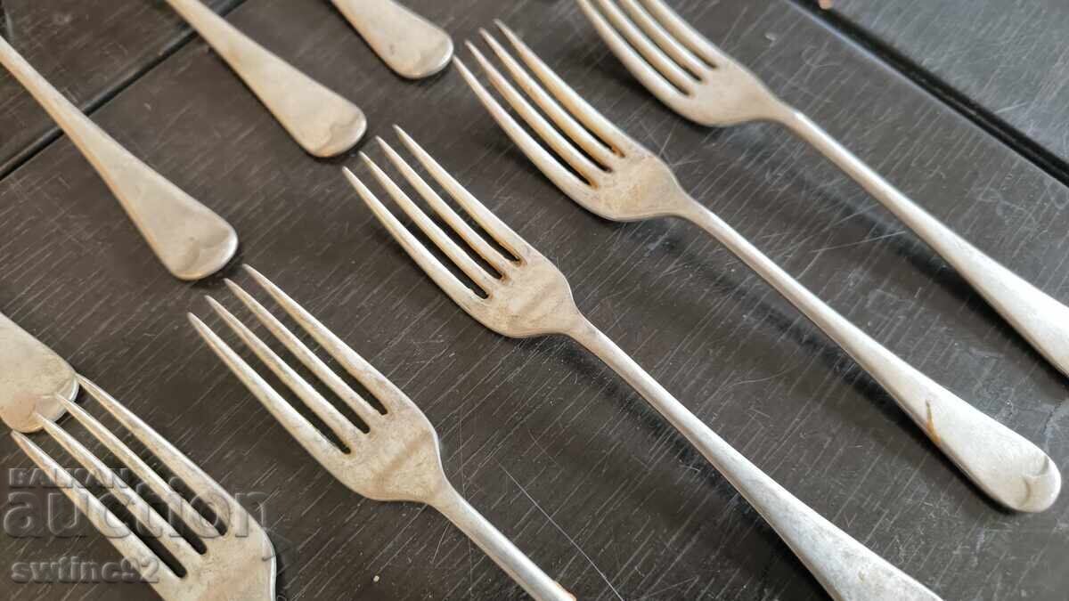 Licitație Set vechi englezesc Priory, foarte frumos