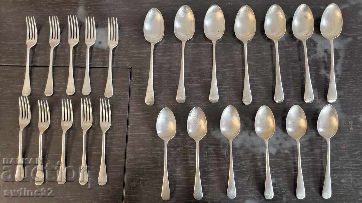 Set vechi englezesc Priory, foarte frumos