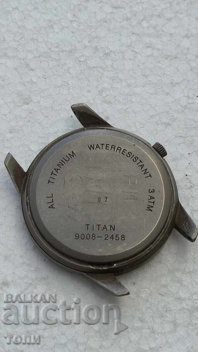 Licitație ADORA QUARTZ TITANIUM RAR NU ȘTIU DACĂ FUNCȚIONEAZĂ BZC !!!!