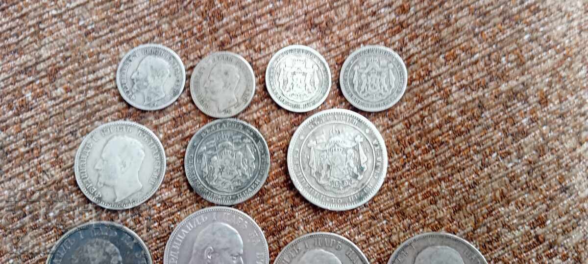 Collection of 19 silver royal coins - 7