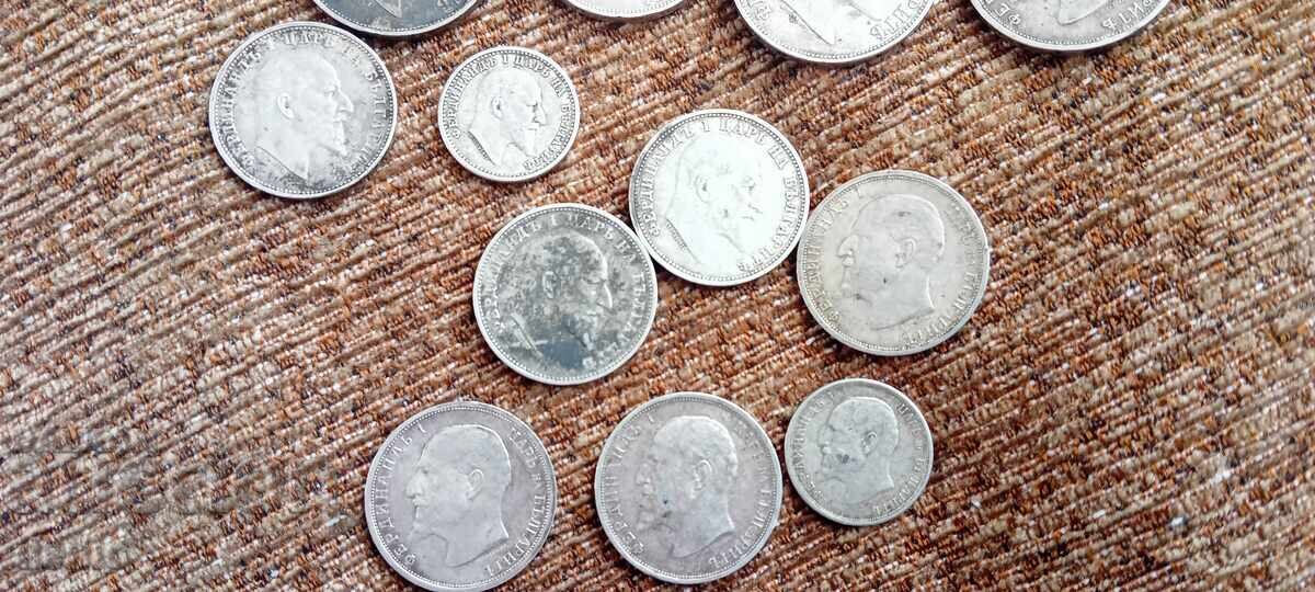 Collection of 19 silver royal coins - 9