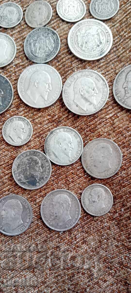 Collection of 19 silver royal coins - 10