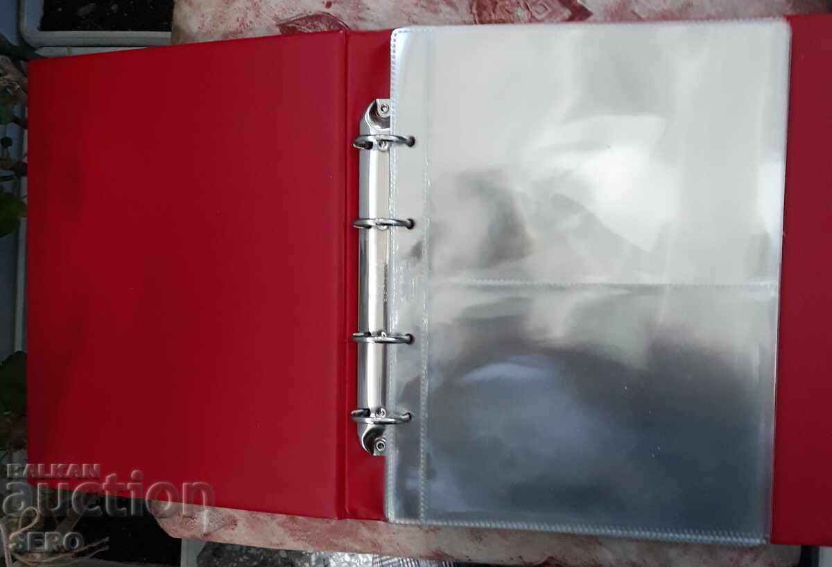 Clasor cu 20 de foi pentru plicuri cu monede cu preț € 15.00 | 29.34 BGN Clasor cu 20 de foi pentru plicuri cu monede cu preț € 15.00 | 29.34 BGN