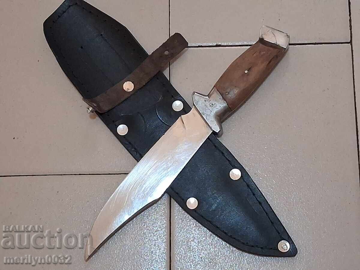 Tourist knife with sheath with price € 67.91 | 132.82 BGN Tourist knife with sheath with price € 67.91 | 132.82 BGN