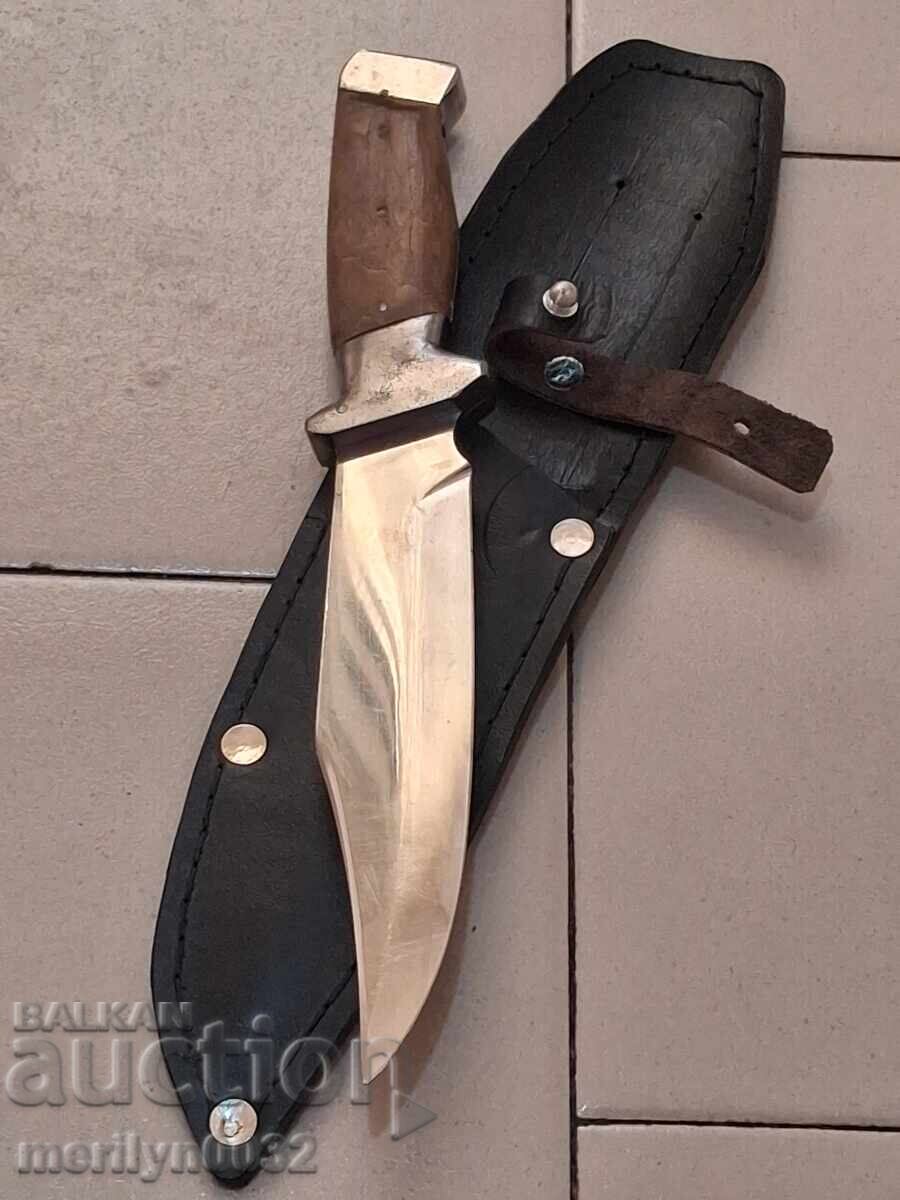 Tourist knife with sheath Tourist knife with sheath