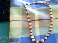 Mother-of-pearl and small stone necklace, not beads