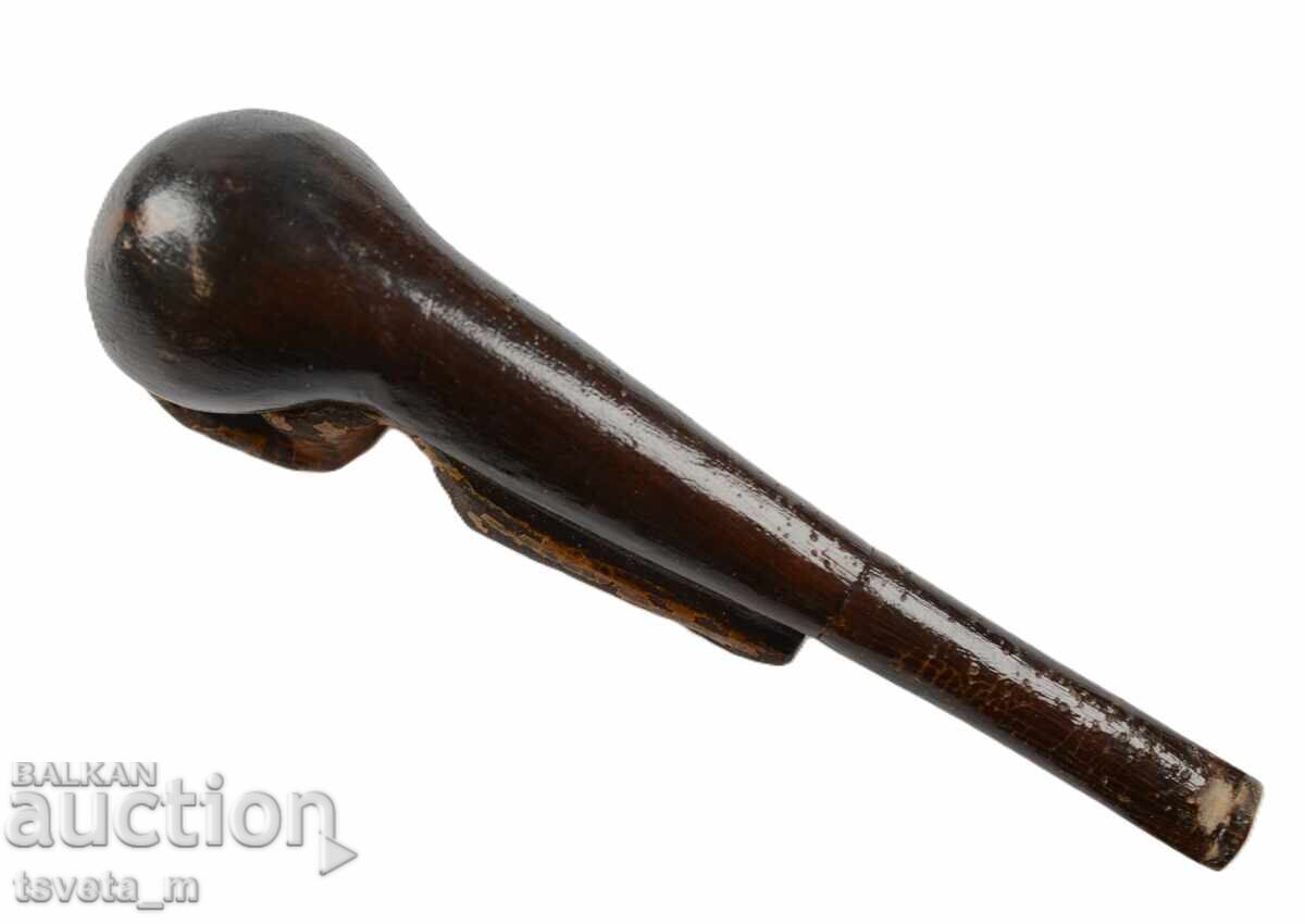 Livrarea Pipă veche din lemn cu sculptură manuală