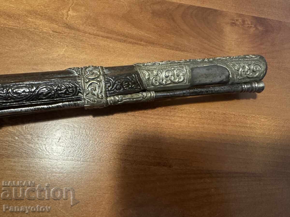 Delivery of PISTOL LIGHTER FLINT CAPS SILVER CORAL NIELLO