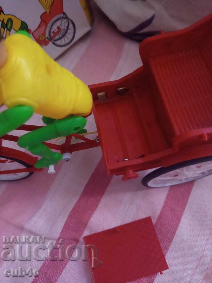 Vintage toy with box with price € 19.00 | 37.16 BGN Vintage toy with box with price € 19.00 | 37.16 BGN